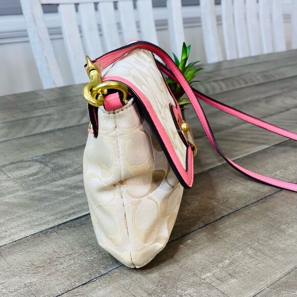 Coach Wristlet Handbag S Kristin Beige Signature Canvas Pink Leather Trim - Picture 4 of 9